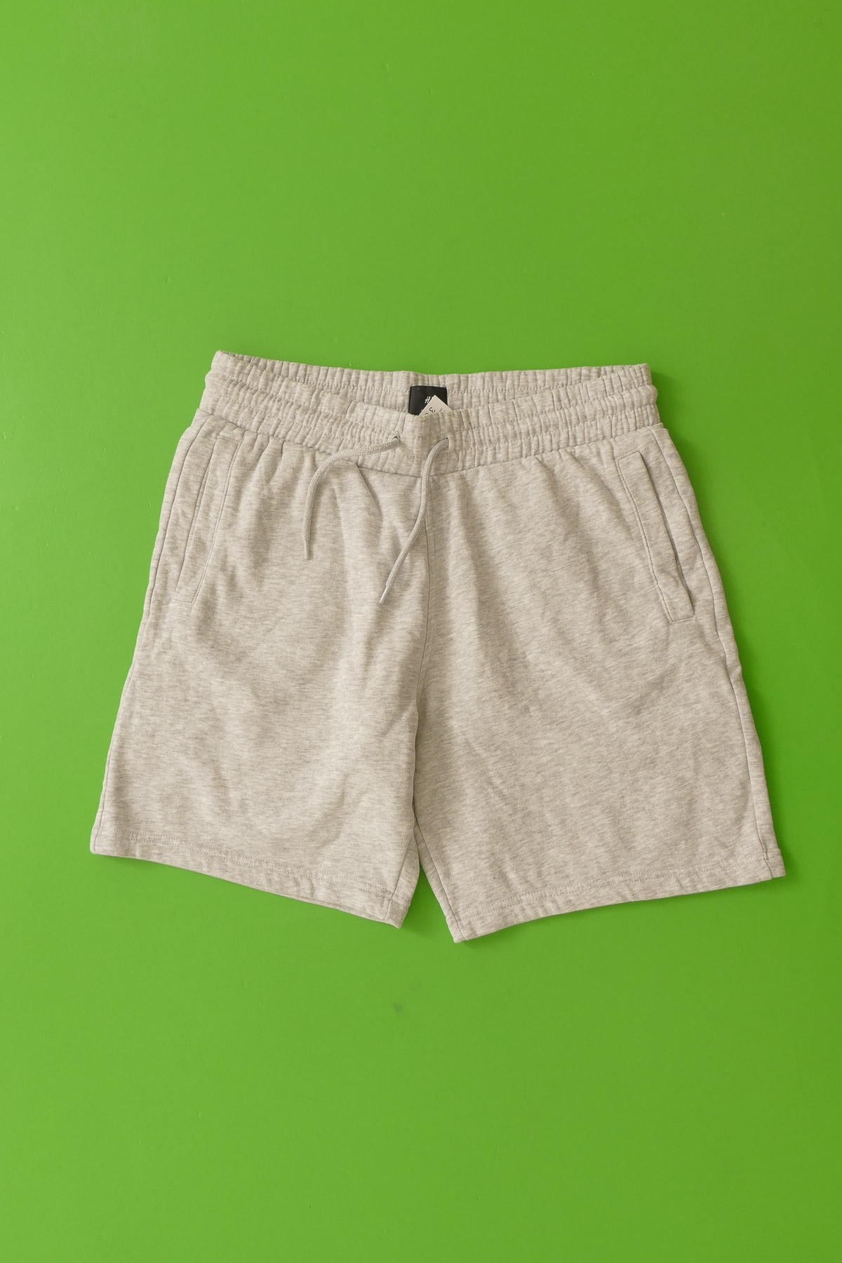 L&uuml;hikesed p&uuml;ksid M - H&M