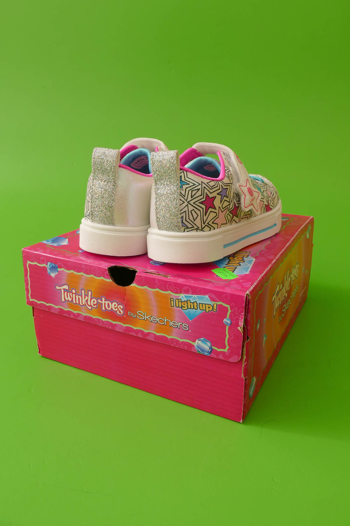 UUS! Vilkuvad tennised EU 28.5 - Skechers