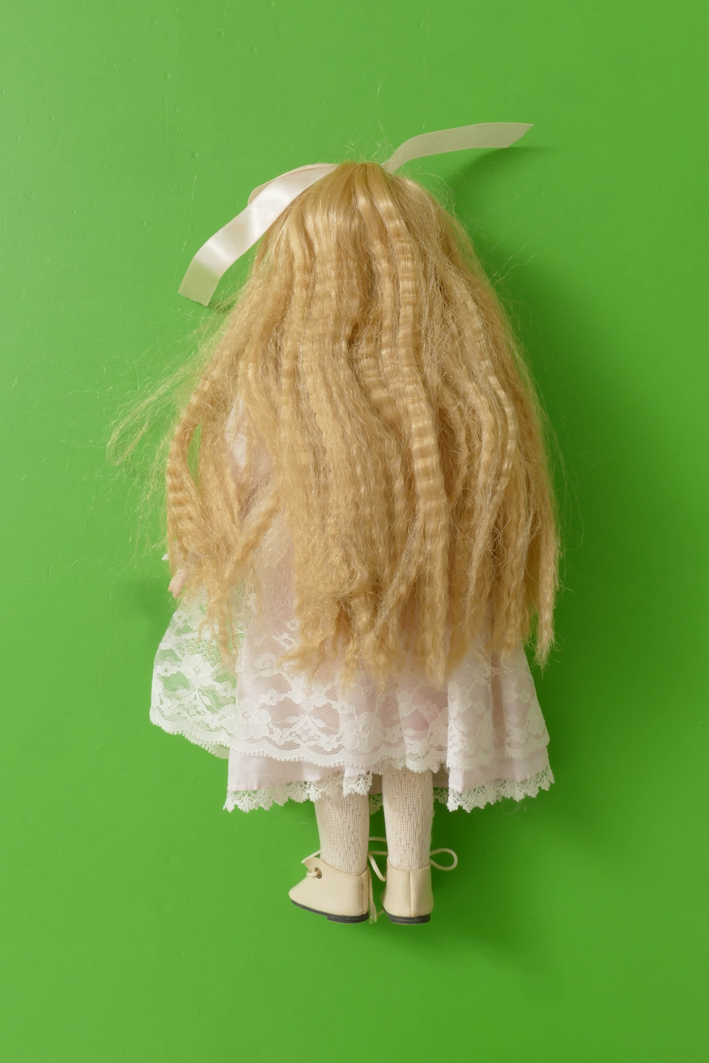 DEF. Portselannukk 38 cm