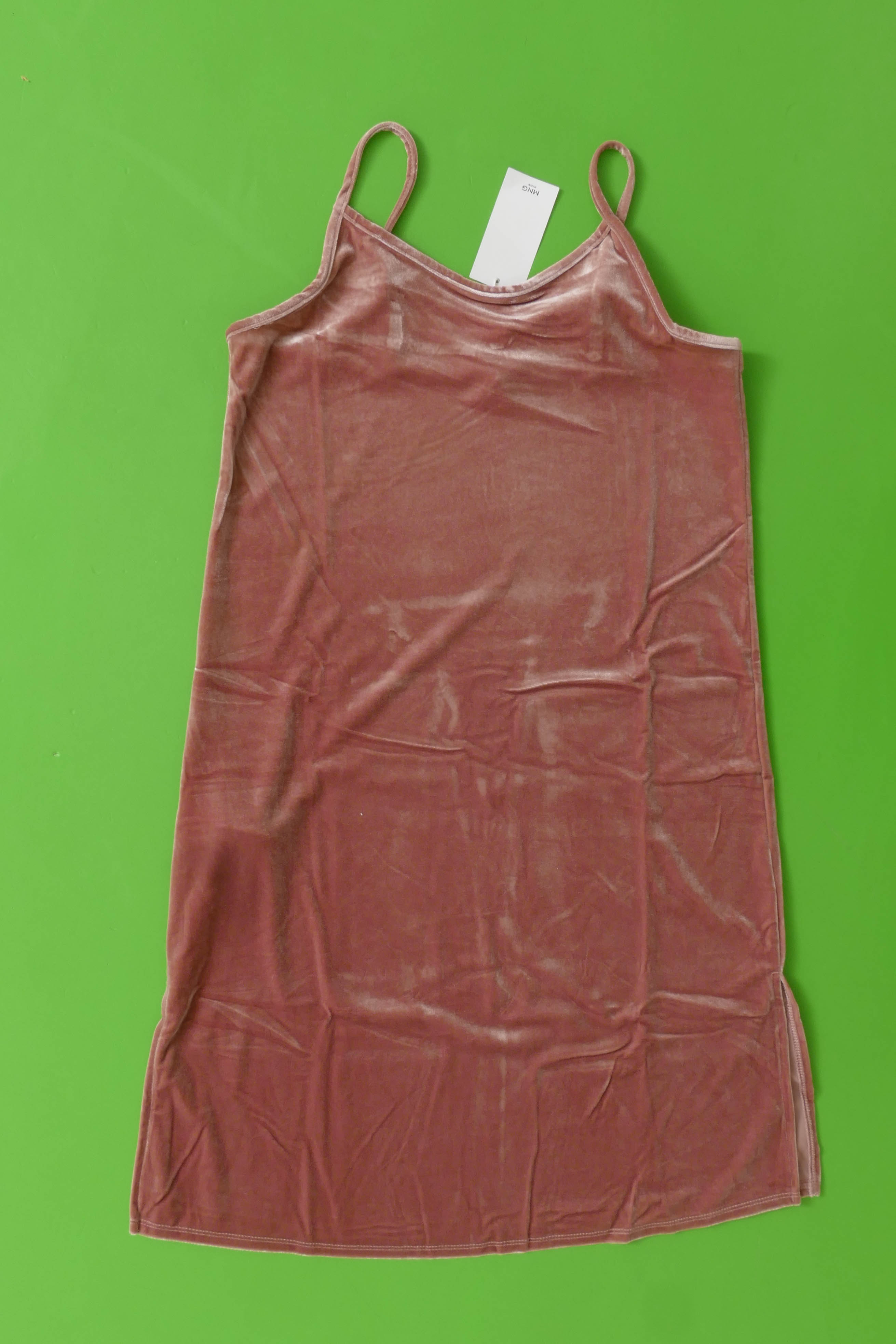 UUS! Samtkleit 168 cm - MNG