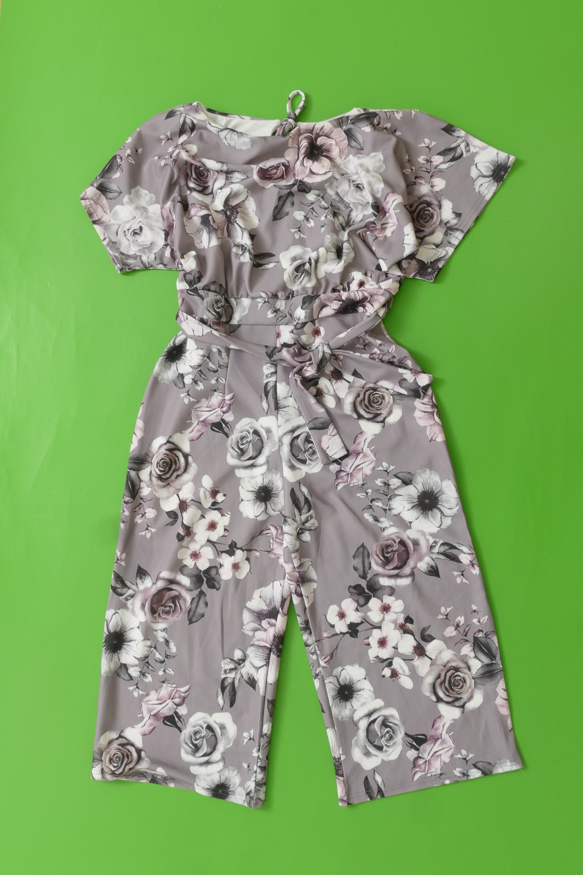 P&uuml;kskost&uuml;&uuml;m L - missfiga