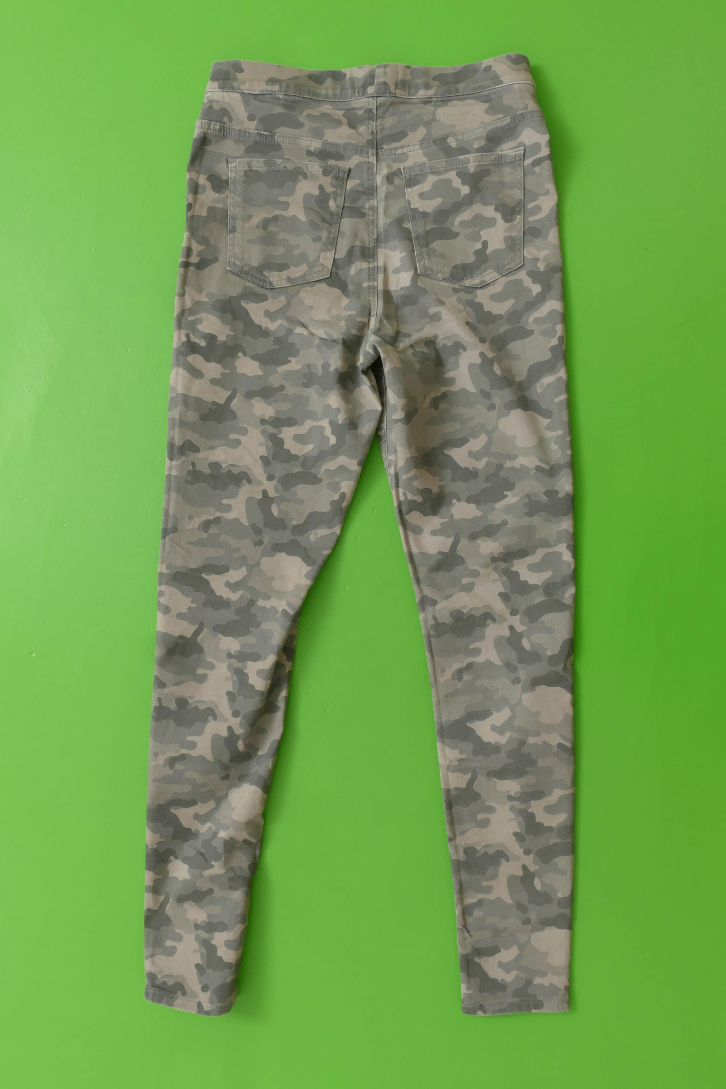 Teksaretuusid EU 40 - M&S