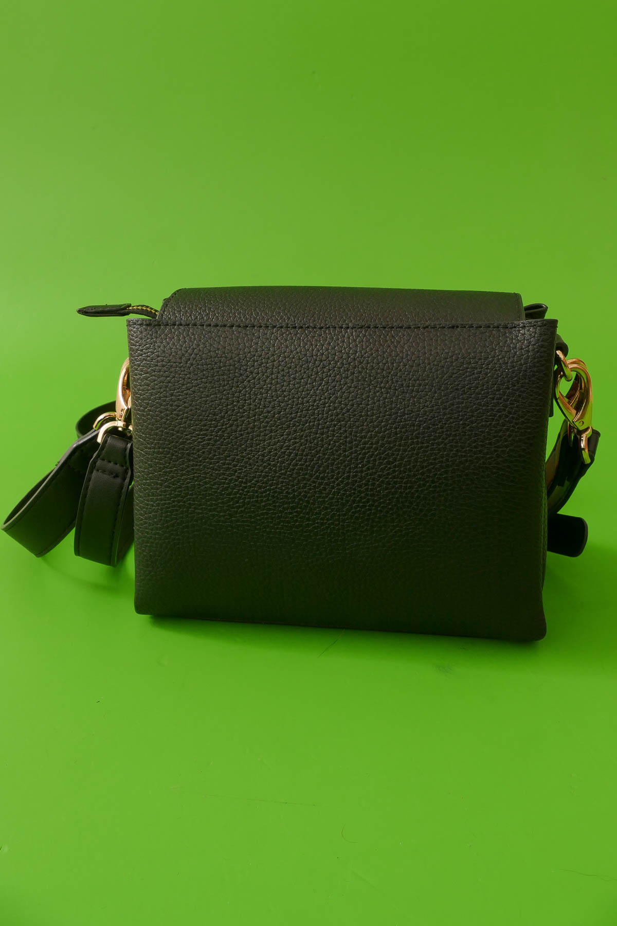 DEF. &Otilde;lakott 17x21x7 cm - Valentino.