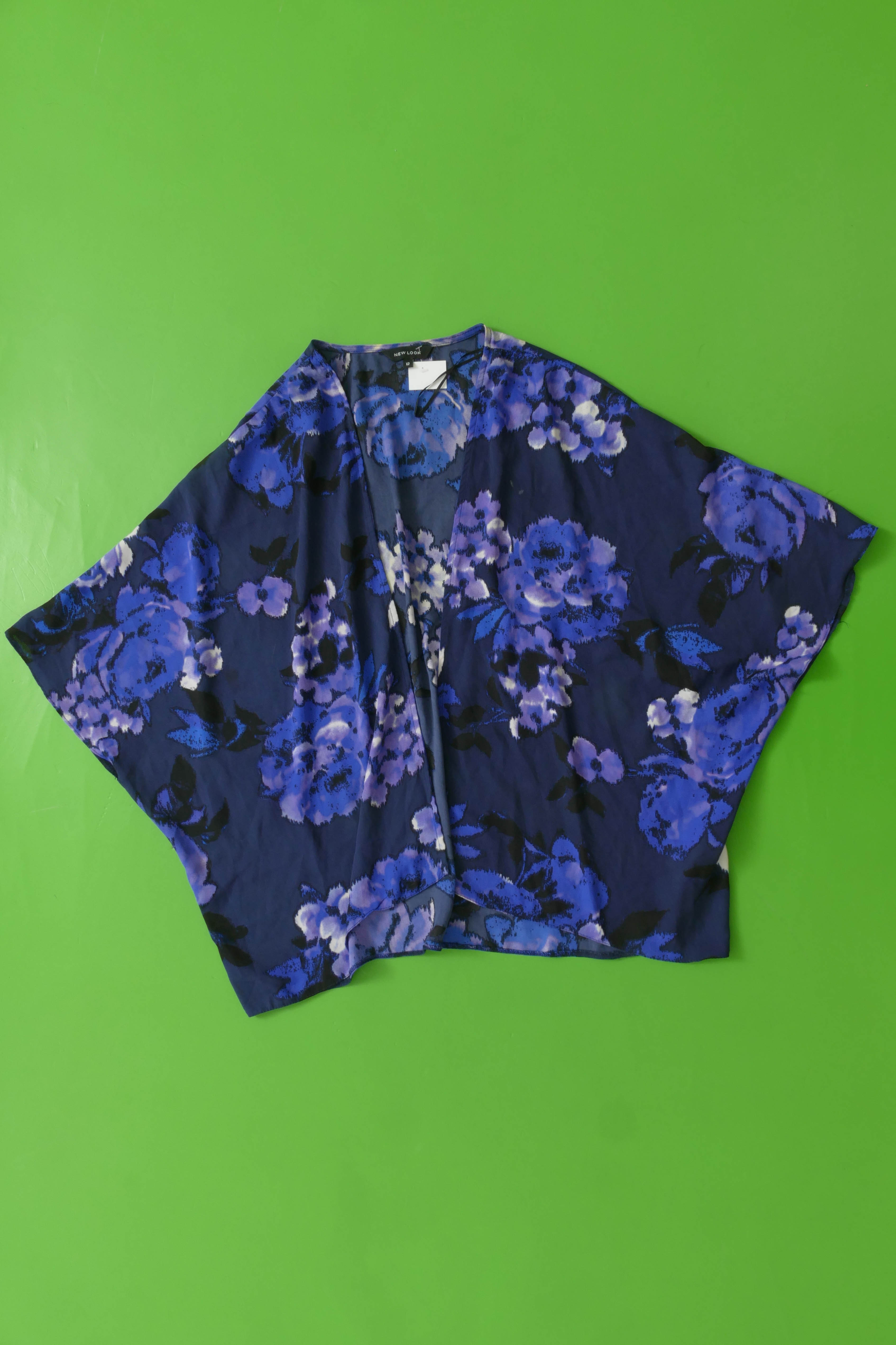 &Otilde;huke kardigan EU 40 - New Look