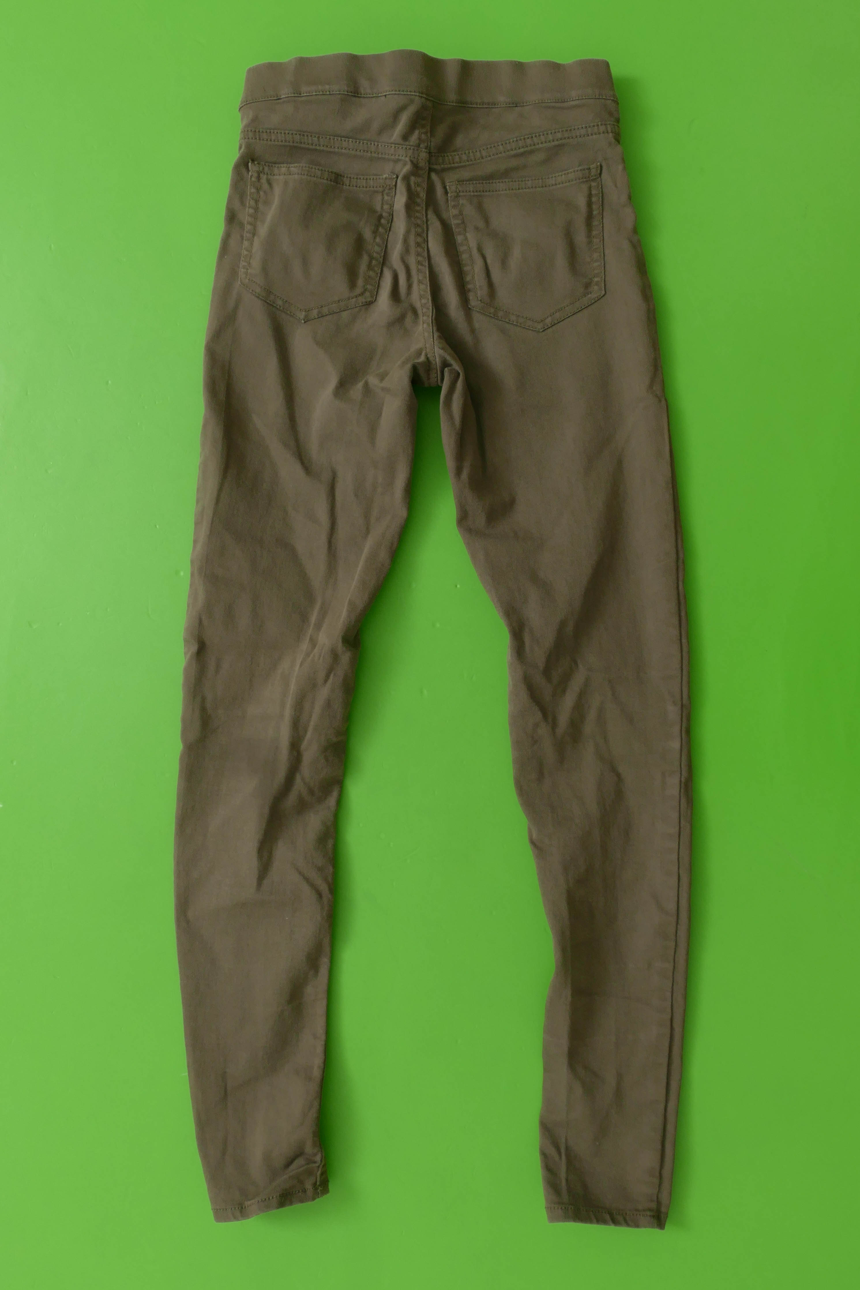 Teksaretuusid EU 32 - H&M