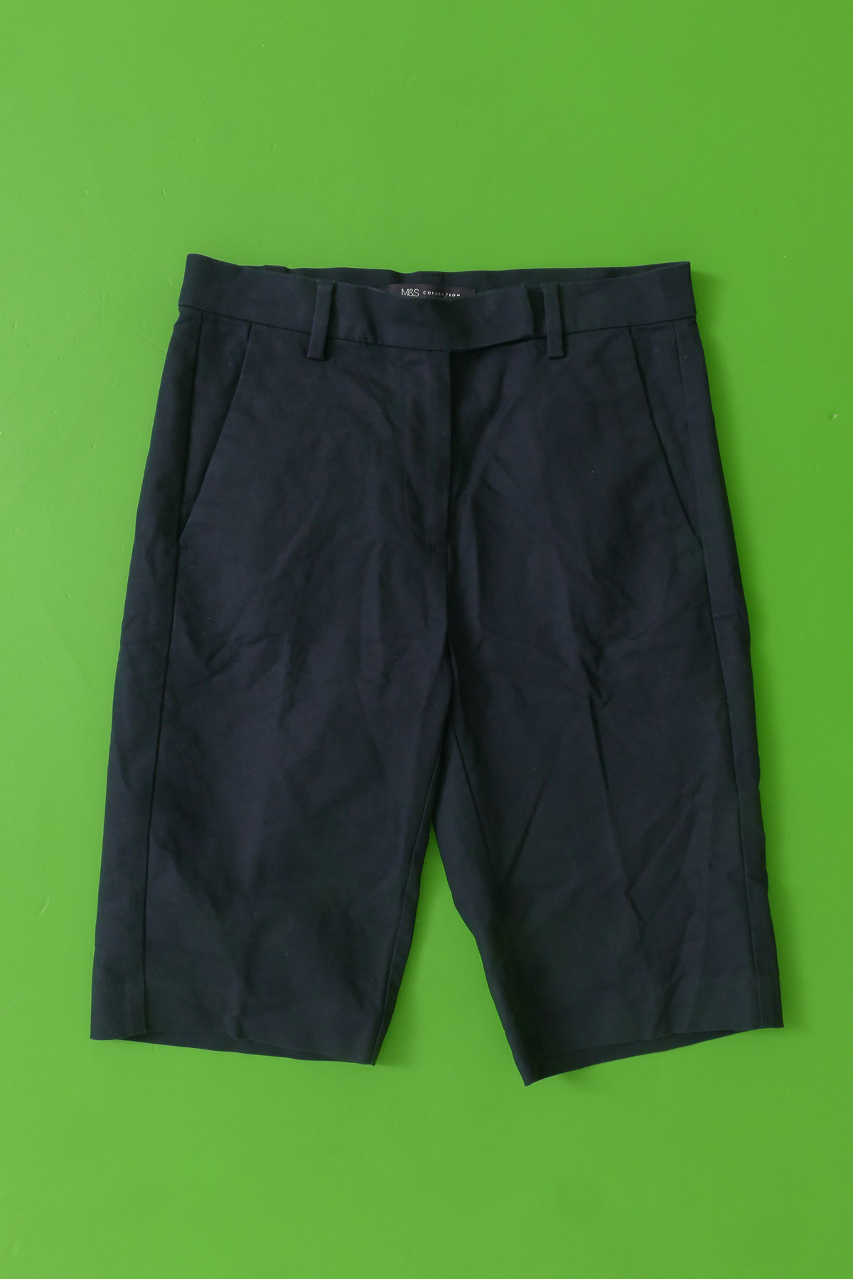 L&uuml;hikesed p&uuml;ksid EU 36 - Marks & Spencer